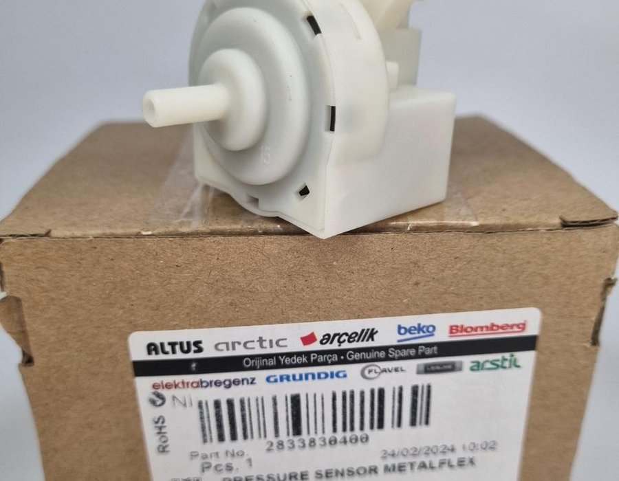 Пресостат (датчик рівня води) для пральної машини Beko 2833830400 (2819711100) моделі WML, WMB, WMD, WKD — фото 10