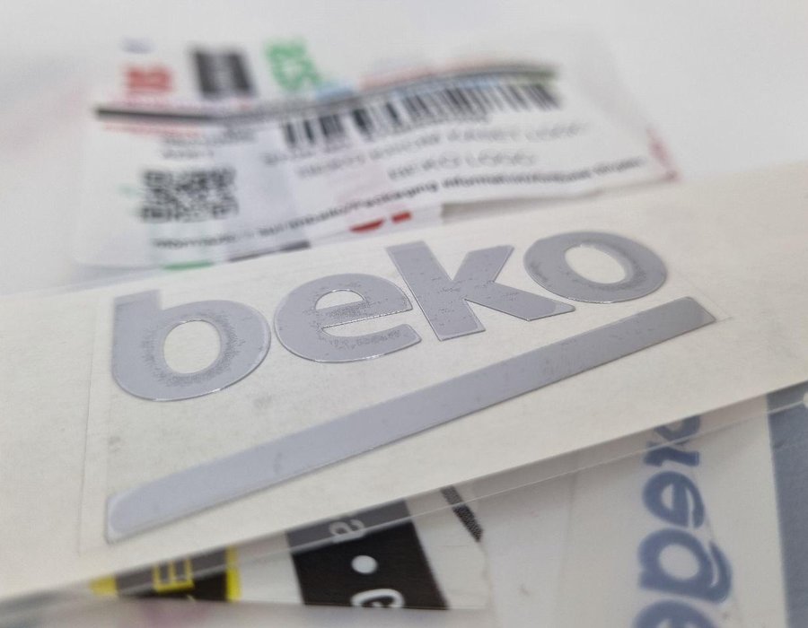Наклейка-логотип (емблема) бренду Beko 5786590200 (5737560100)