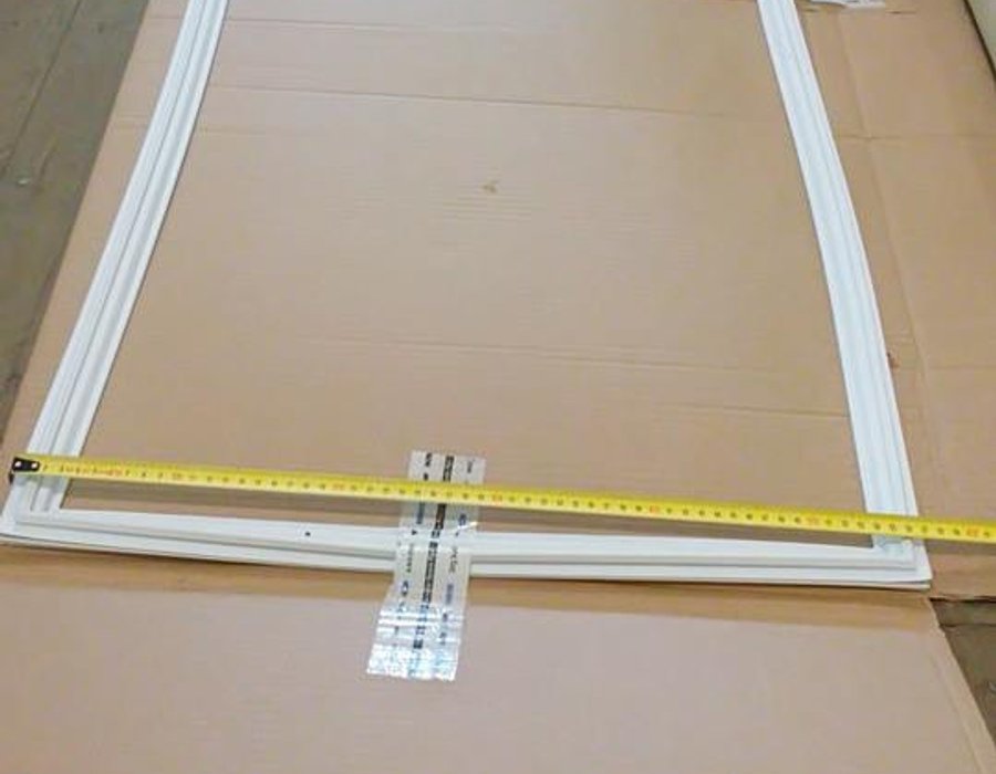 Ущільнювальна гума на морозильну камеру Beko FSA 25300, FS 225300 4546850400 (4668510400) — фото 2