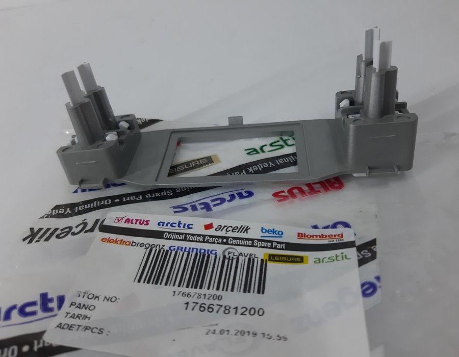 Панель дисплея з кнопками посудомийної машини Beko DSFS6530, DSFS 6831 1766781200 — фото 2
