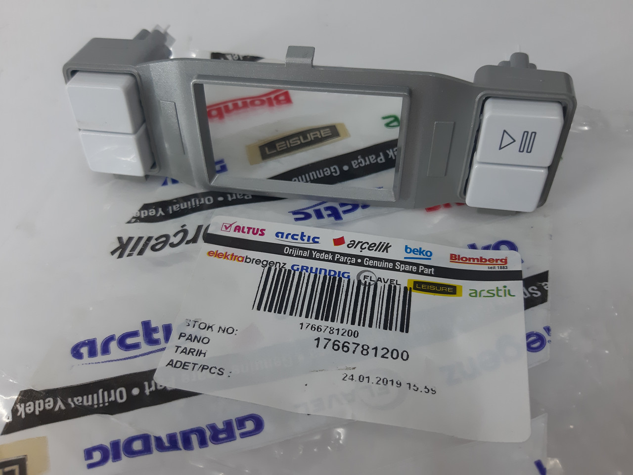 Панель дисплея з кнопками посудомийної машини Beko DSFS6530, DSFS 6831