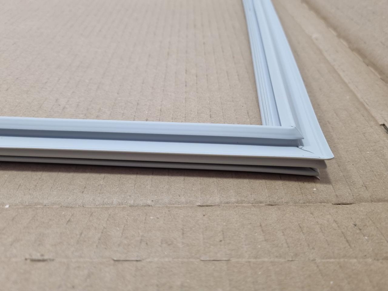 Ущільнювальна гума холодильної камери для холодильника Beko 4669521000 (4633081900) — фото 2