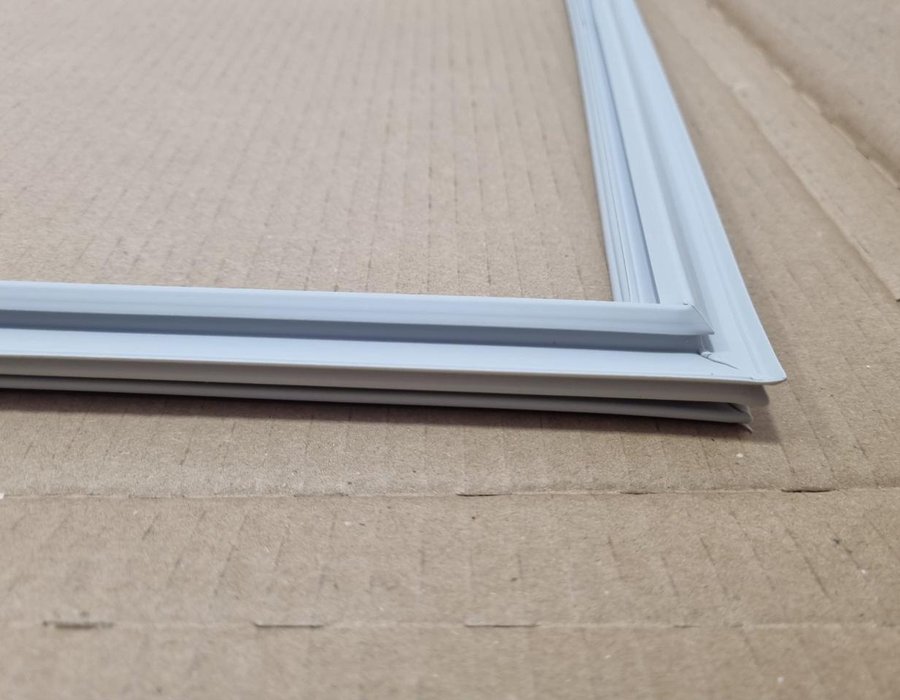 Ущільнювальна гума холодильної камери для холодильника Beko 4669521000 (4633081900) — фото 2