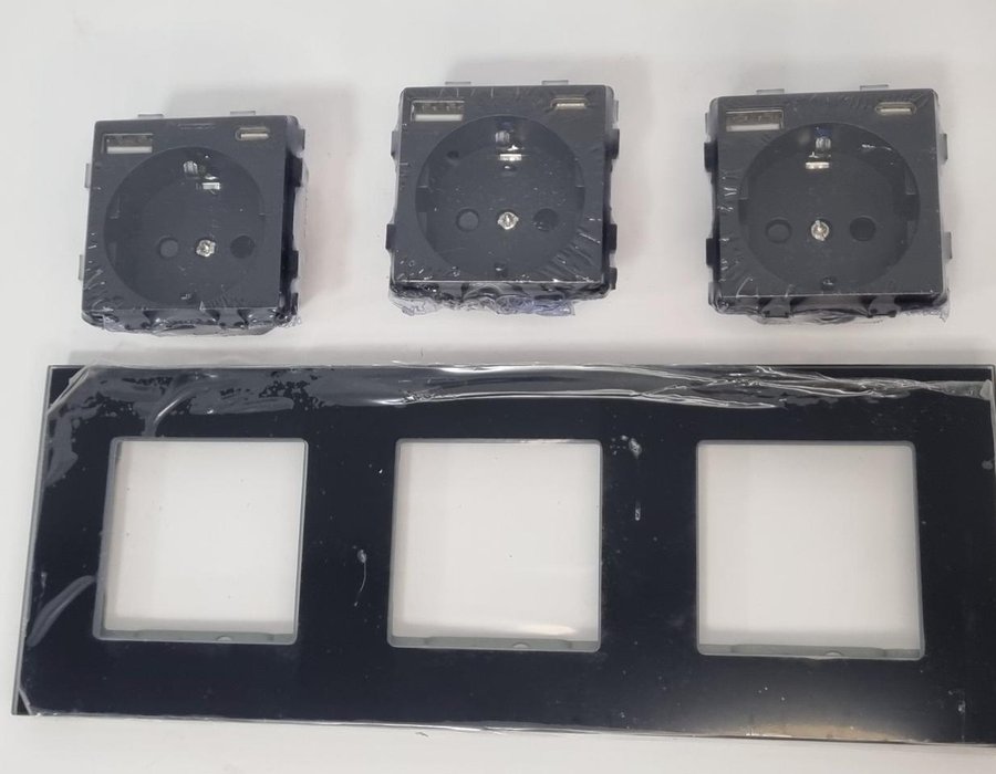 Чорна потрійна USB-розетка BSEED SWITCH&SOCKET із роз'ємом Type-C 20260108 — фото 5