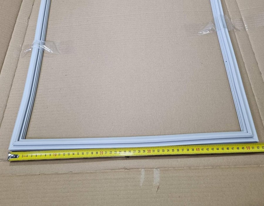 Ущільнювальна гума холодильної камери холдильника Beko (99,5 см*52,5 см) 4668511800 (4546860200) — фото 5