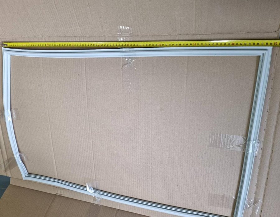 Ущільнювальна гума на морозильний відсік холодильника Beko CSA 36000, CS236020 4546851000 (4668511000) — фото 9