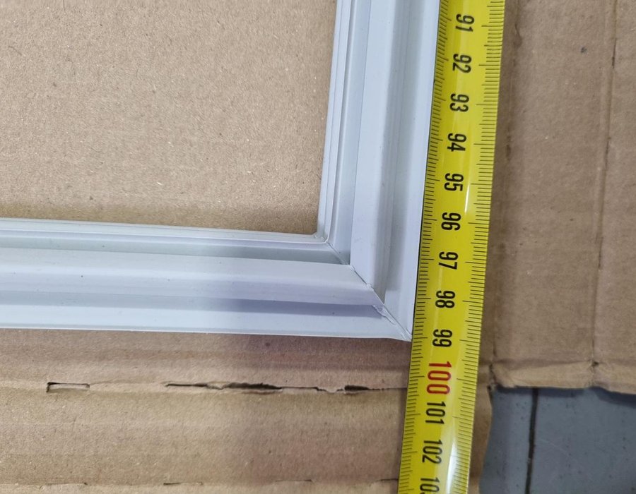Ущільнювальна гума холодильної камери холдильника Beko (99,5 см*52,5 см) 4668511800 (4546860200) — фото 6