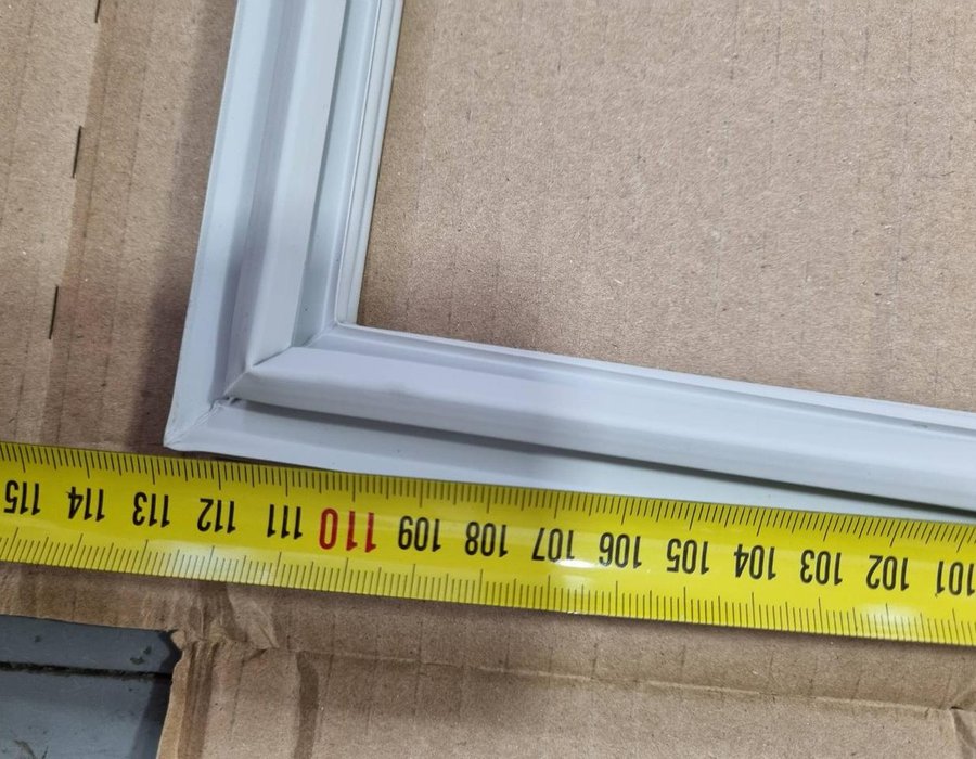 Ущільнювальна гума для холодильної камери холодильника Beko 4546860300 (4668511900) — фото 7