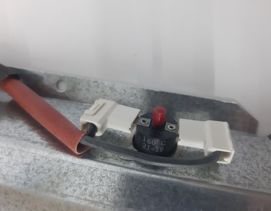 ТЕН (нагрівальний елемент) для сушильного барабана Beko DCU7230, DC7130 2970100400 — фото 8