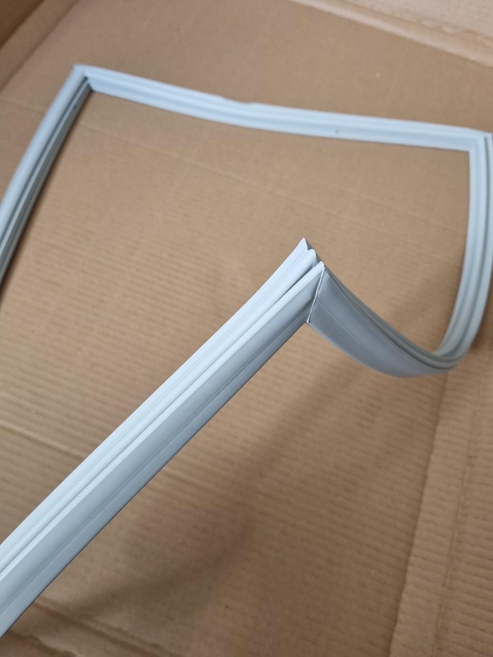 Ущільнювальна гума 52 см * 65 см холодильника Beko 4669521500 (4633083300)