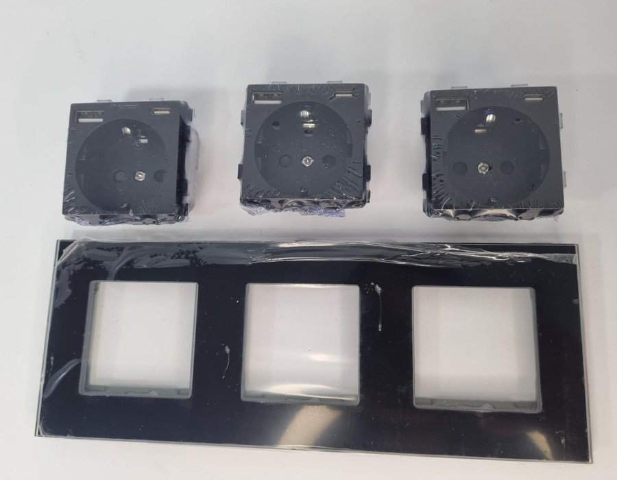 Чорна потрійна USB-розетка BSEED SWITCH&SOCKET із роз'ємом Type-C 20260108 — фото 4