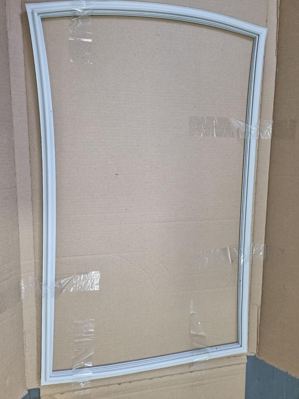 Ущільнювальна гума 57 см * 88.5 см для холодильника Beko RCSA350 (4633084000) — фото 10