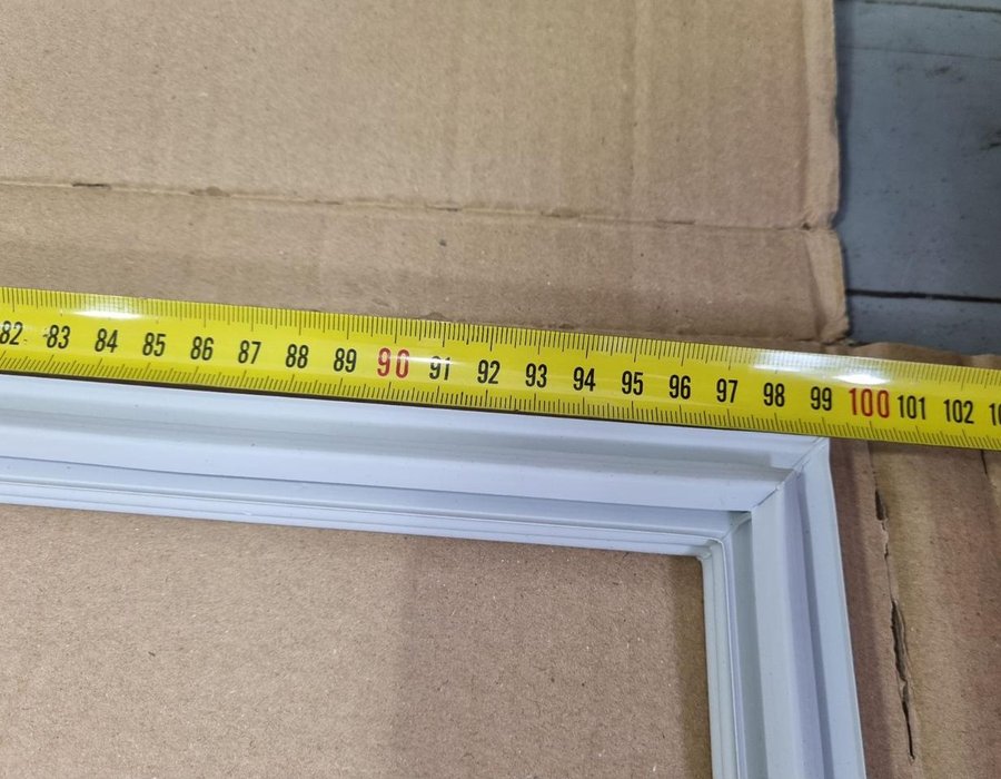 Ущільнювальна гума холодильної камери холдильника Beko (99,5 см*52,5 см) 4668511800 (4546860200) — фото 4