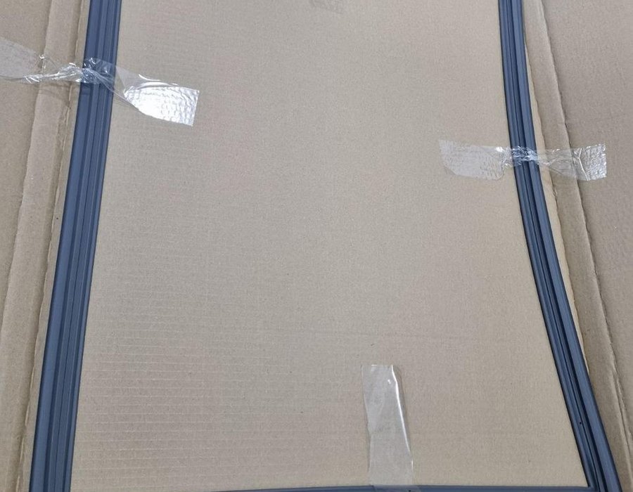 Сіра ущільнювальна гума для холодильника Beko 4633084300 (740 мм * 580 мм) — фото 9